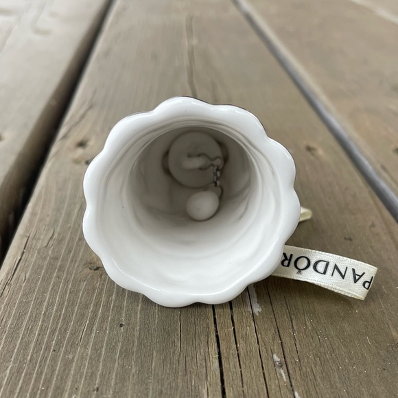 Pandora Limited Edition 2017 Bell Christmas Tree Ornament - Picture 11 of 12